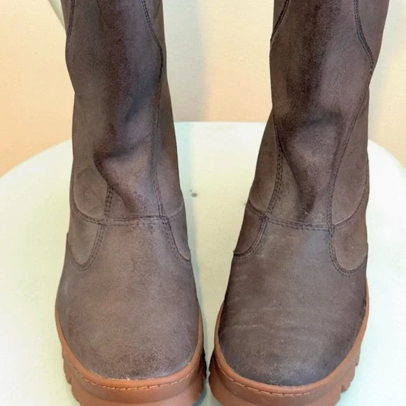 KEEN Willamette Waxed Suede Boots W8 - never worn! - Picture 9 of 13